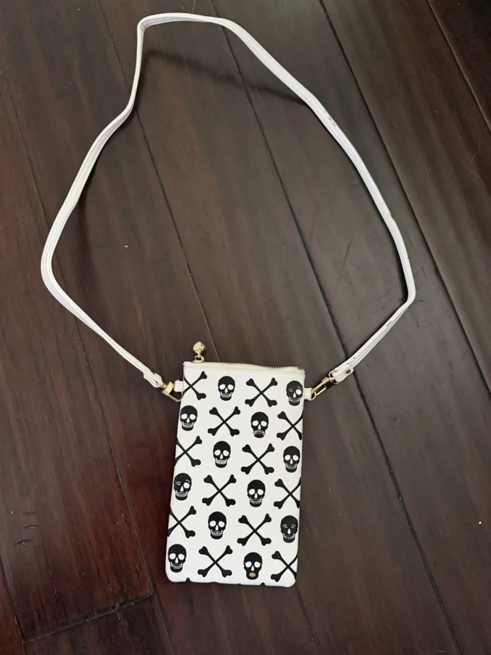 OTG 247 "On The Go" crossbody wristlet skull & bones *notes - Picture 2 of 6